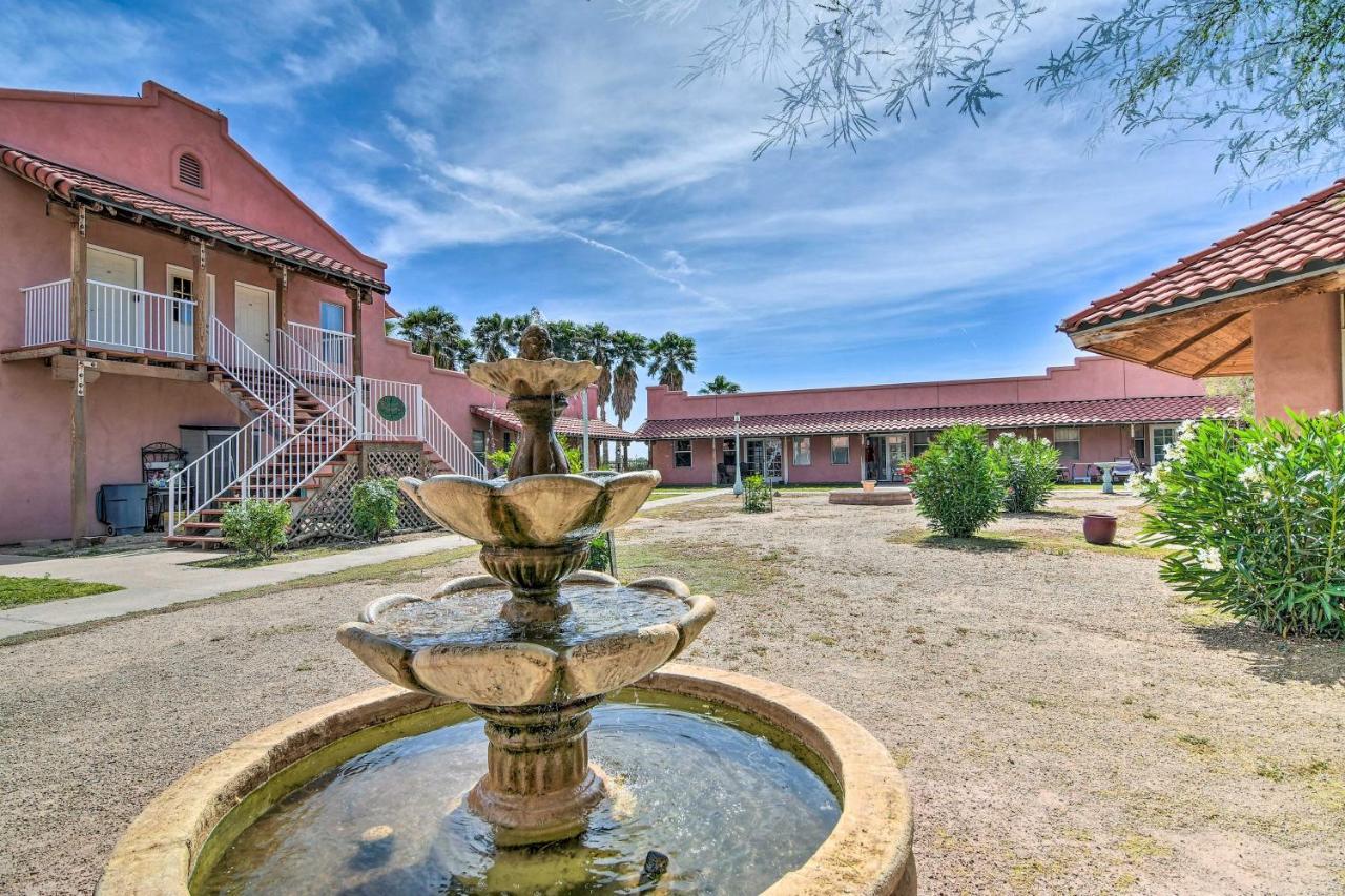Single-Story Eloy Apartment With Patio Space! Bagian luar foto